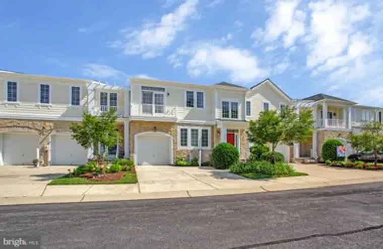 8861 SHINING OCEANS WAY 27, COLUMBIA, MD..., Columbia, MD 21045