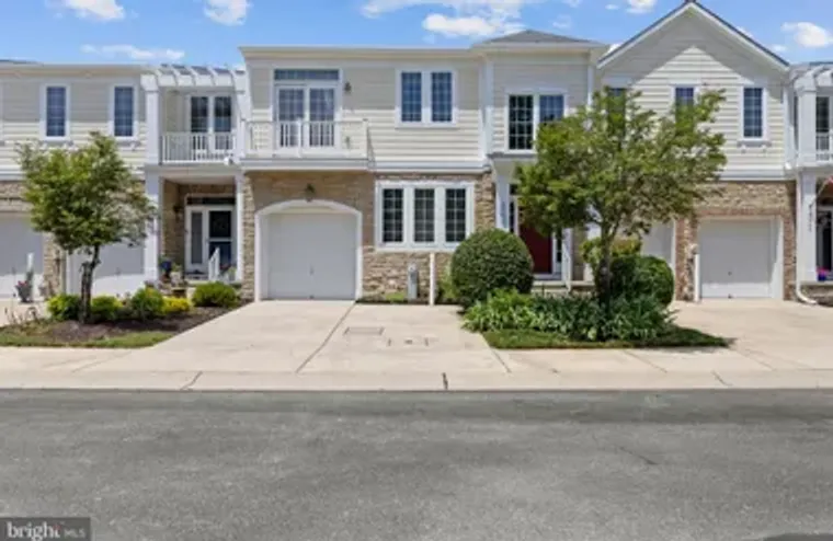 8861 SHINING OCEANS WAY 27, COLUMBIA, MD..., Columbia, MD 21045