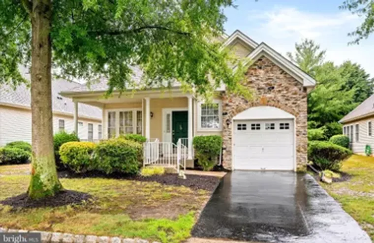 10 HUMMINGBIRD DR, HAMILTON, NJ, 08690, Hamilton, NJ 08690