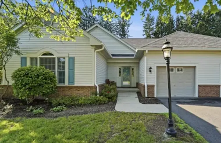 4 EMPRESS CT, PRINCETON, NJ, 08540, Princeton, NJ 08540