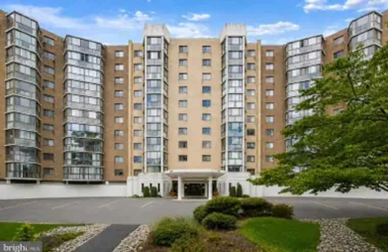 15101 INTERLACHEN DR 1-618, SILVER SPRIN..., Silver Spring, MD 20906