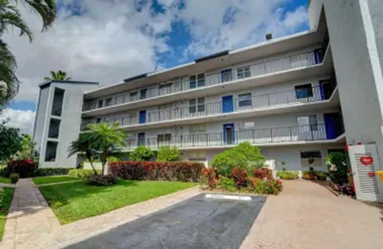 14773 CUMBERLAND DR APT 305, DELRAY BEAC..., Delray Beach, FL 33446