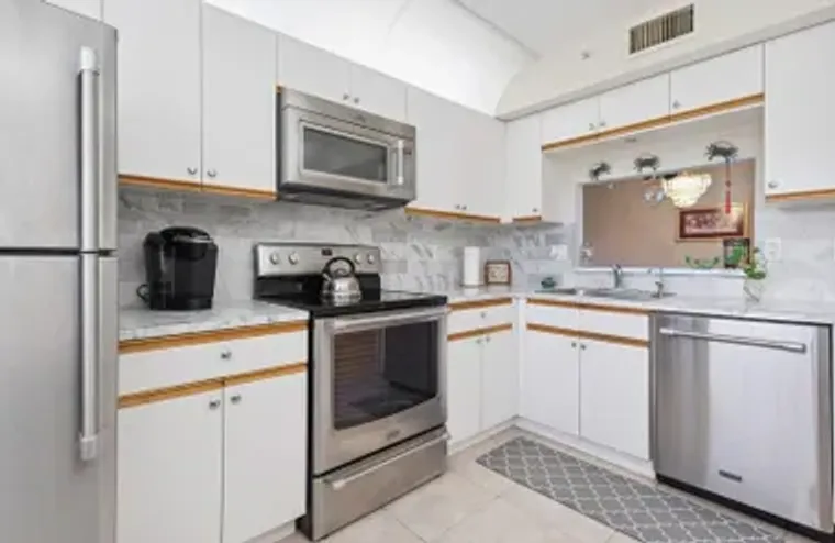 15342 LAKES OF DELRAY BLVD APT 94, DELRA..., Delray Beach, FL 33484