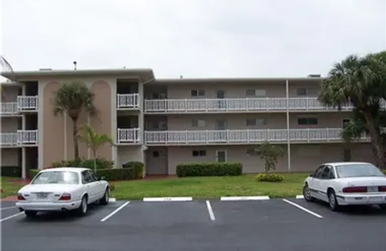 2682 GARDEN DR 110, LAKE WORTH, FL, 3346..., Lake Worth, FL 33461