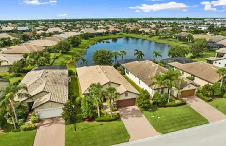 206 SE COURANCES DR, PORT SAINT LUCIE, F..., Port Saint Lucie, FL 34984