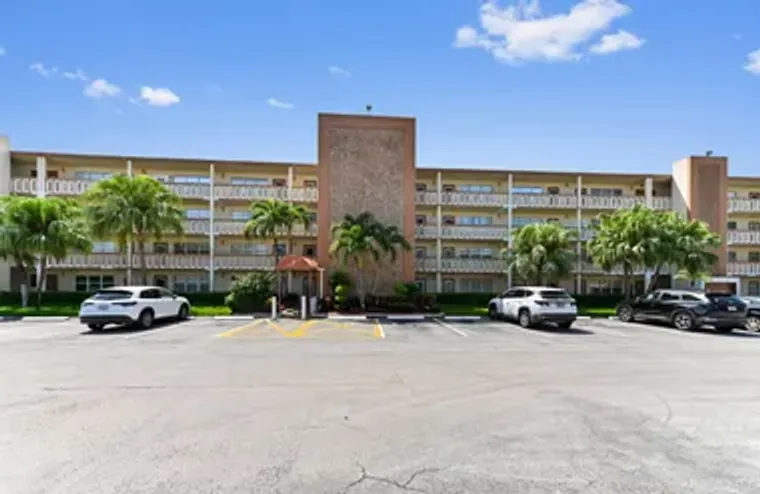 1010 NEWCASTLE A # 1010, BOCA RATON, FL,..., Boca Raton, FL 33434