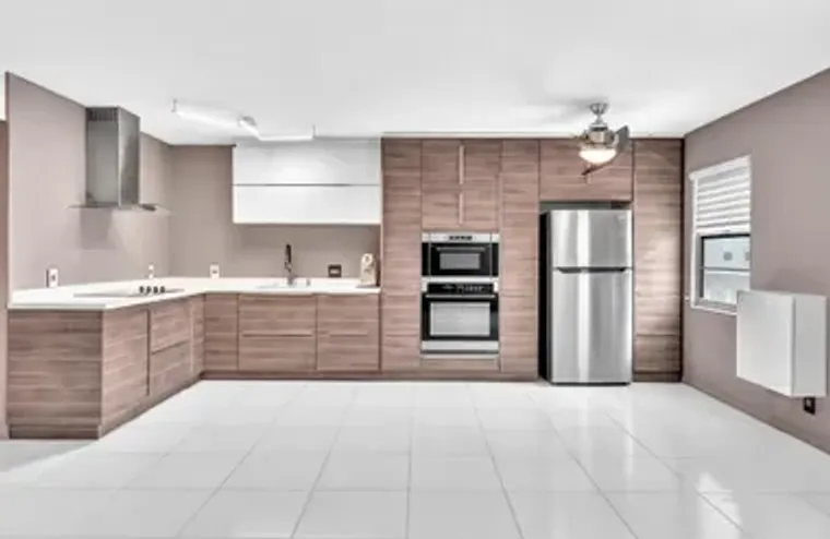 2077 GUILDFORD E UNIT E, BOCA RATON, FL,..., Boca Raton, FL 33434