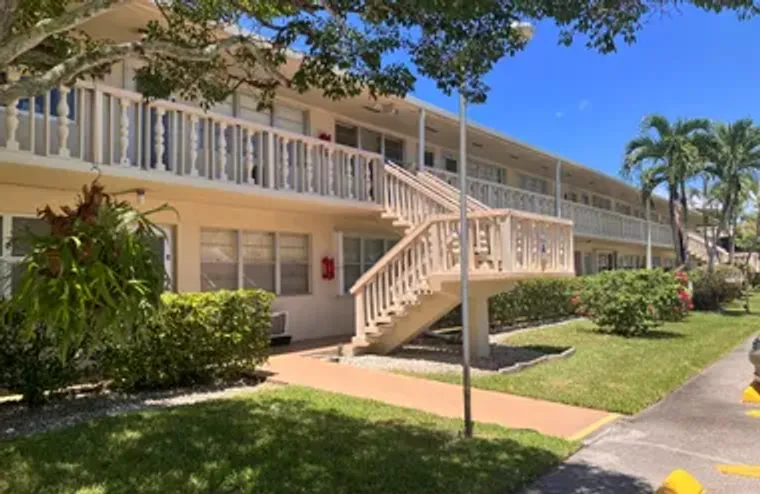 3 DORCHESTER A, WEST PALM BEACH, FL, 334..., West Palm Beach, FL 33417