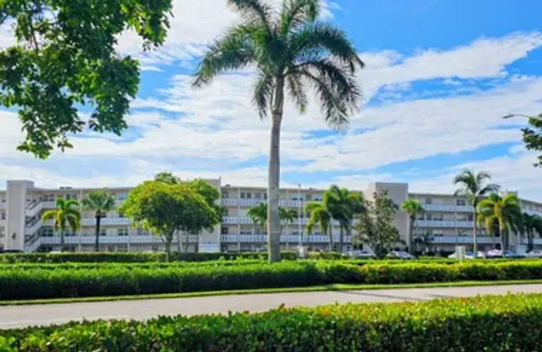 265 WELLINGTON J, WEST PALM BEACH, FL, 3..., West Palm Beach, FL 33417