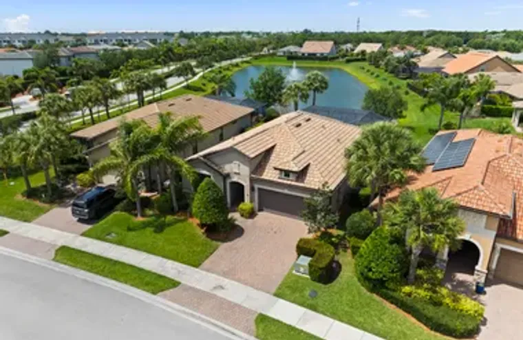 251 SE COURANCES DR, PORT SAINT LUCIE, F..., Port Saint Lucie, FL 34984