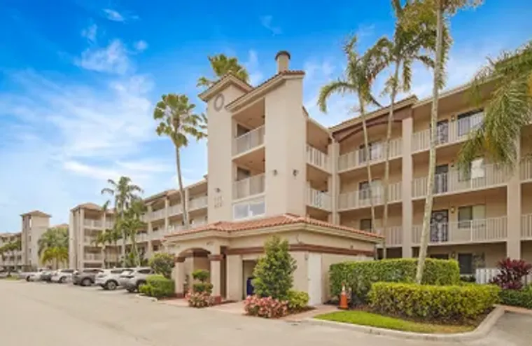 6037 POINTE REGAL CIR 401, DELRAY BEACH,..., Delray Beach, FL 33484