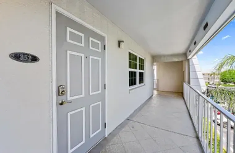 1051 SUGAR SANDS BLVD APT 352, RIVIERA B..., Riviera Beach, FL 33404