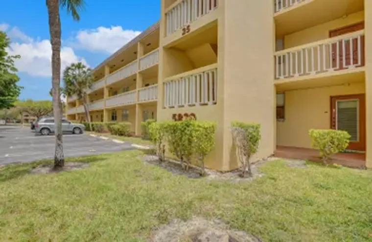 5830 NW 64TH AVE APT 310, TAMARAC, FL, 3..., Tamarac, FL 33319