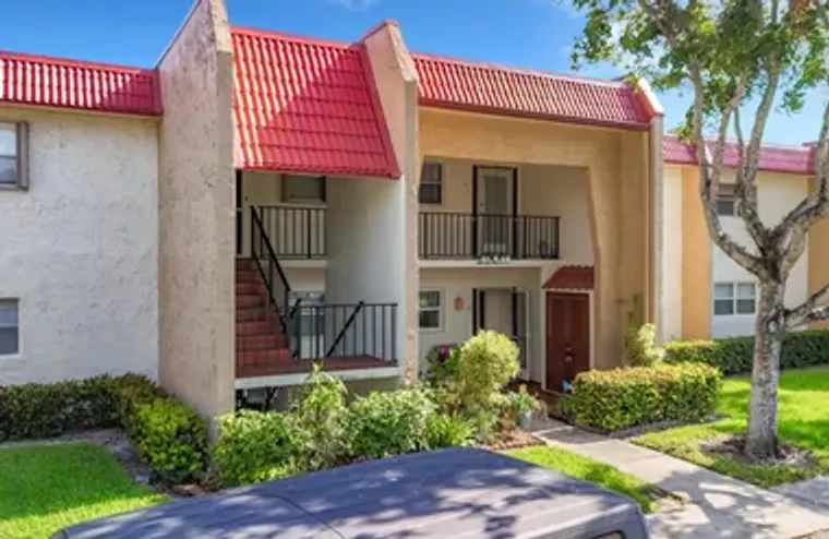 133 LAKE EVELYN DR, WEST PALM BEACH, FL,..., West Palm Beach, FL 33411