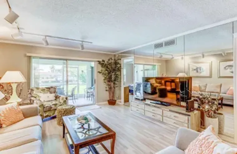 1160 SUGAR SANDS BLVD # 1, RIVIERA BEACH..., Riviera Beach, FL 33404