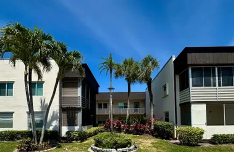 446 BURGUNDY J # 446, DELRAY BEACH, FL, ..., Delray Beach, FL 33484