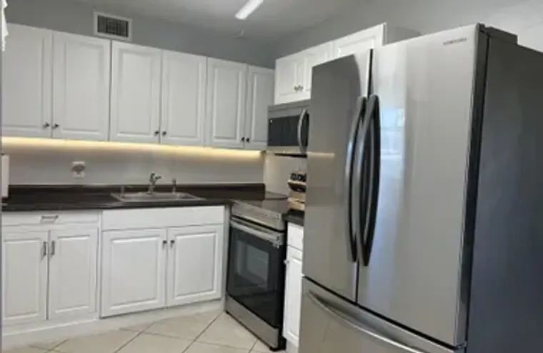 105 SHEFFIELD E UNIT E, WEST PALM BEACH,..., West Palm Beach, FL 33417