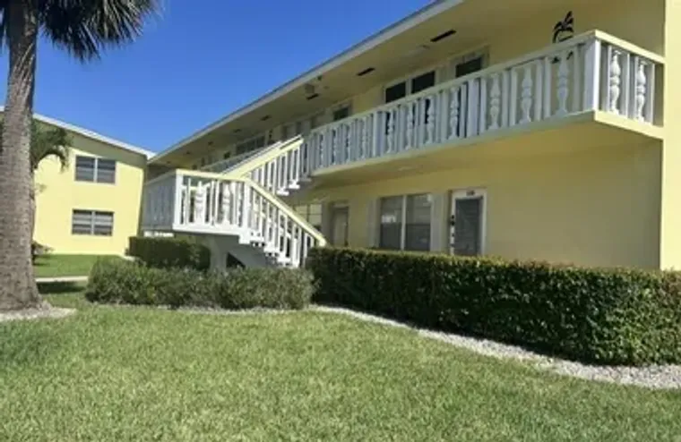 105 SHEFFIELD E UNIT E, WEST PALM BEACH,..., West Palm Beach, FL 33417