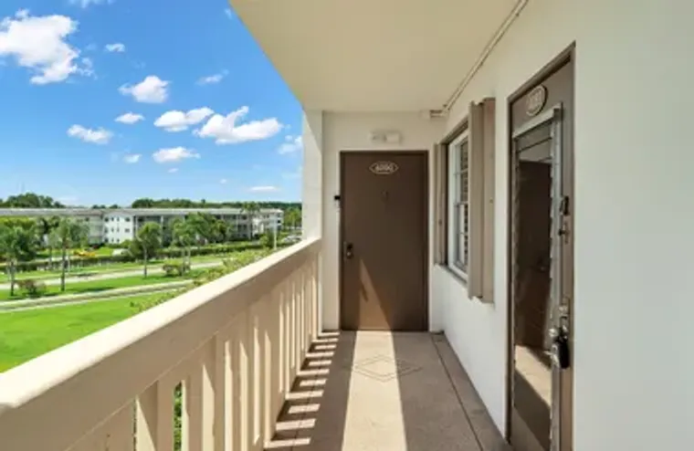 4090 GUILDFORD E UNIT E, BOCA RATON, FL,..., Boca Raton, FL 33434