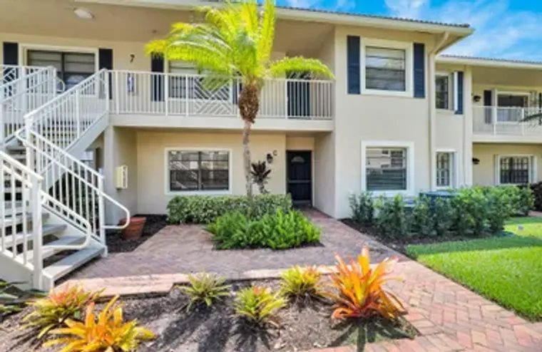 7 STRATFORD DR C, BOYNTON BEACH, FL, 334..., Boynton Beach, FL 33436
