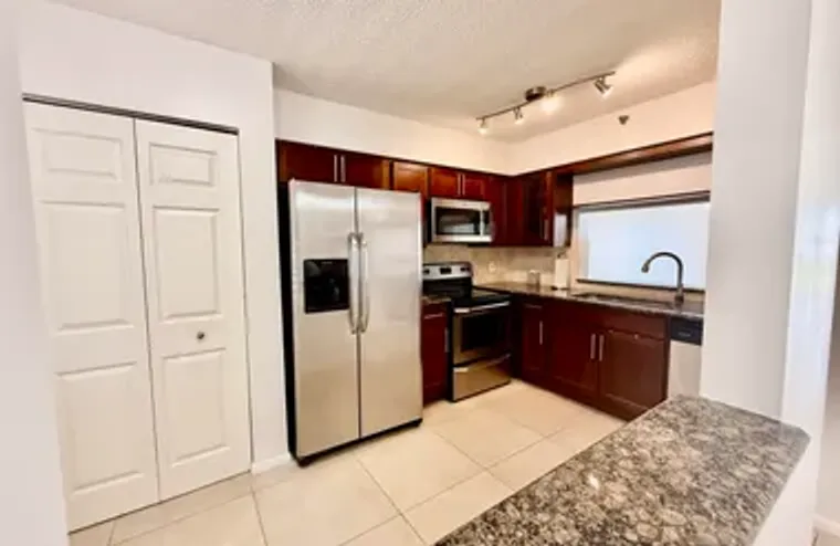 14425 STRATHMORE LN APT 302, DELRAY BEAC..., Delray Beach, FL 33446