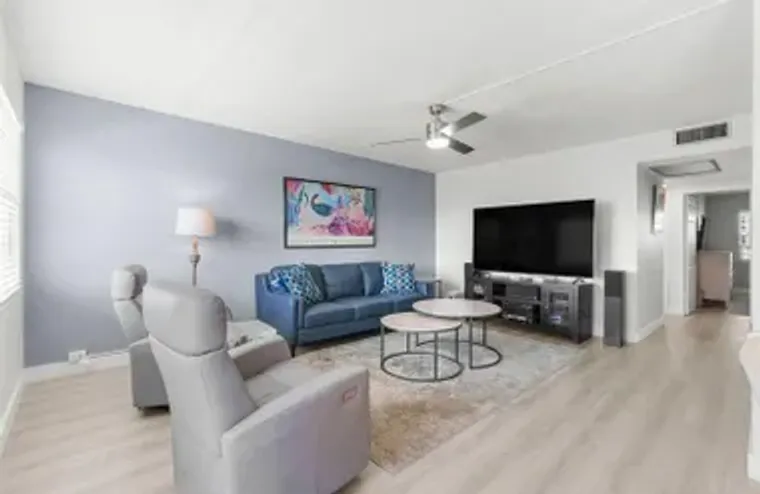 4051 GUILDFORD C # 4051, BOCA RATON, FL,..., Boca Raton, FL 33434