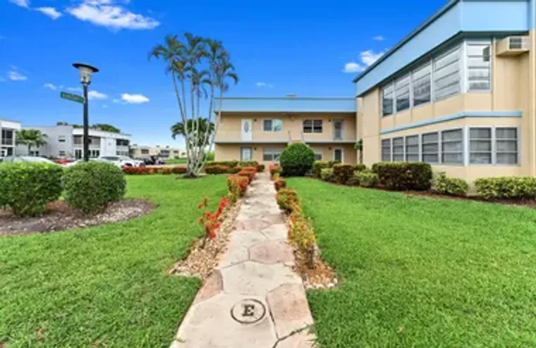 196 BURGUNDY E UNIT E, DELRAY BEACH, FL,..., Delray Beach, FL 33484