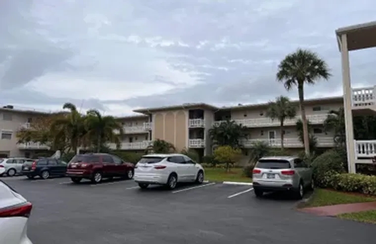 2811 GARDEN DR S APT 107, PALM SPRINGS, ..., Palm Springs, FL 33461