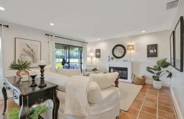 27 WESTGATE LN C, BOYNTON BEACH, FL, 334..., Boynton Beach, FL 33436