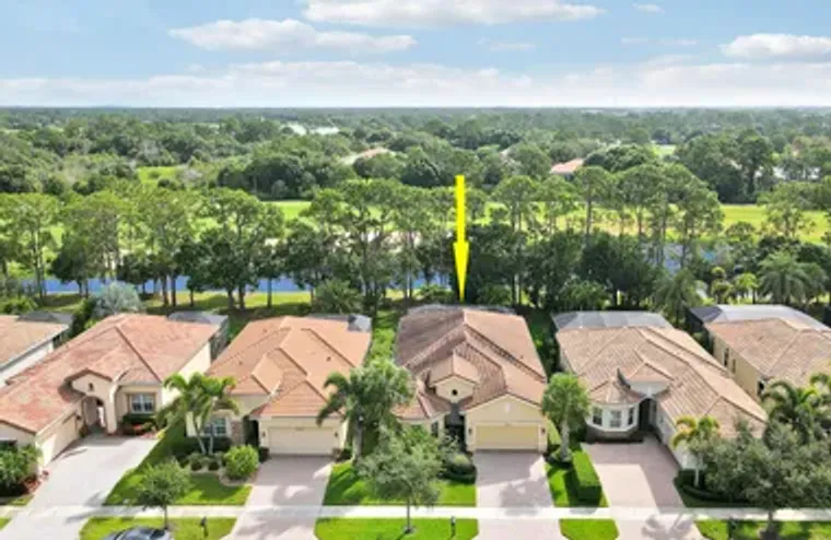 10479 SW VISCONTI WAY, PORT SAINT LUCIE,..., Port Saint Lucie, FL 34986