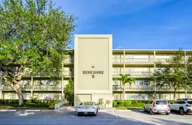 2040 BERKSHIRE B # 2040, DEERFIELD BEACH..., Deerfield Beach, FL 33442