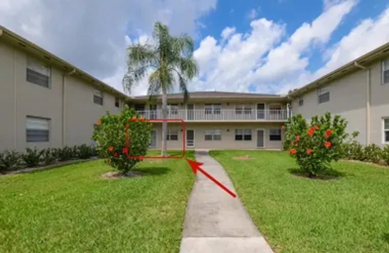 8 LAKE VISTA TRL 103, PORT SAINT LUCIE, ..., Port Saint Lucie, FL 34952