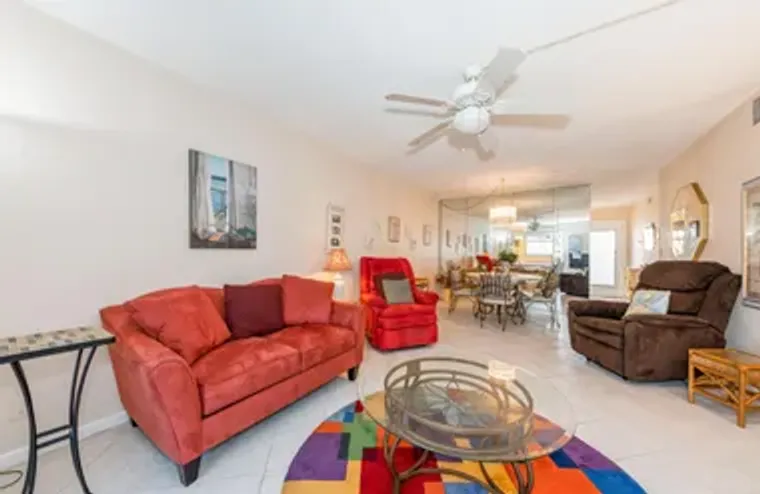 230 NE 26TH AVE APT 213, BOYNTON BEACH, ..., Boynton Beach, FL 33435