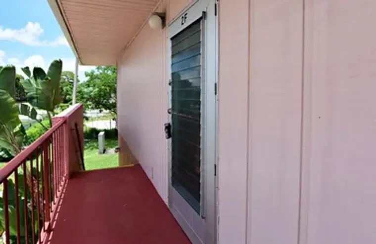 2 GOLFS EDGE F, WEST PALM BEACH, FL, 334..., West Palm Beach, FL 33417