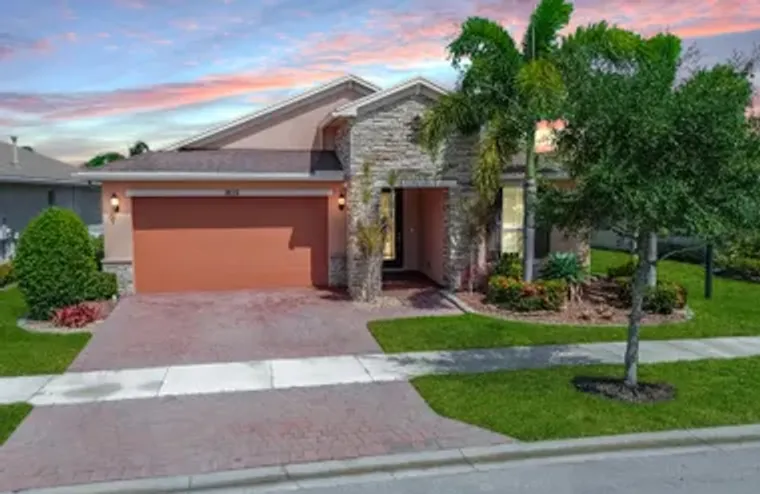 10211 SW FERNWOOD AVE, PORT SAINT LUCIE,..., Port Saint Lucie, FL 34987