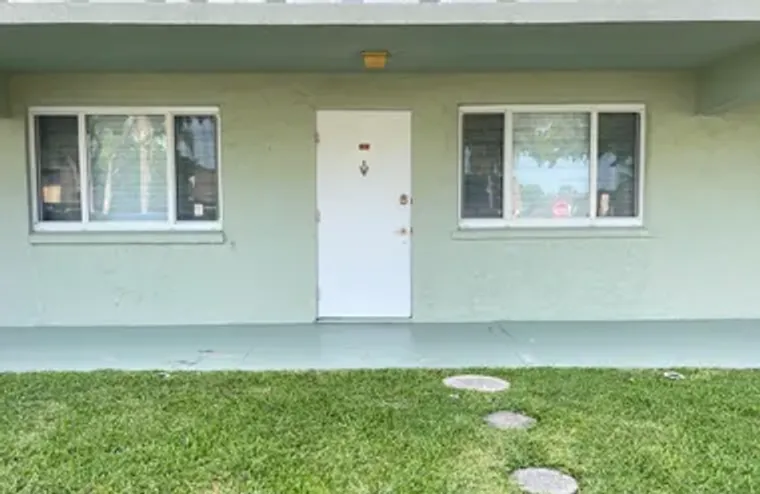 3200 SPRINGDALE 107 BLVD 107, PALM SPRIN..., Palm Springs, FL 33461