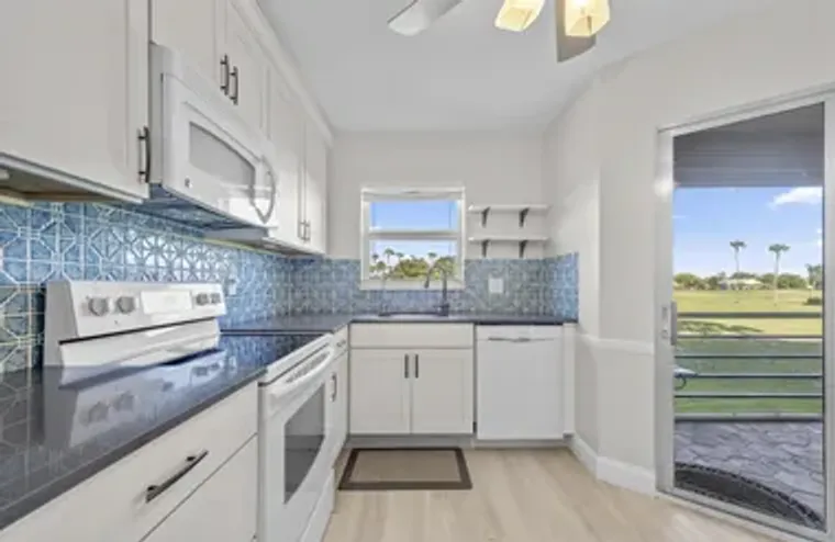 3871 VIA POINCIANA APT 201, LAKE WORTH, ..., Lake Worth, FL 33467