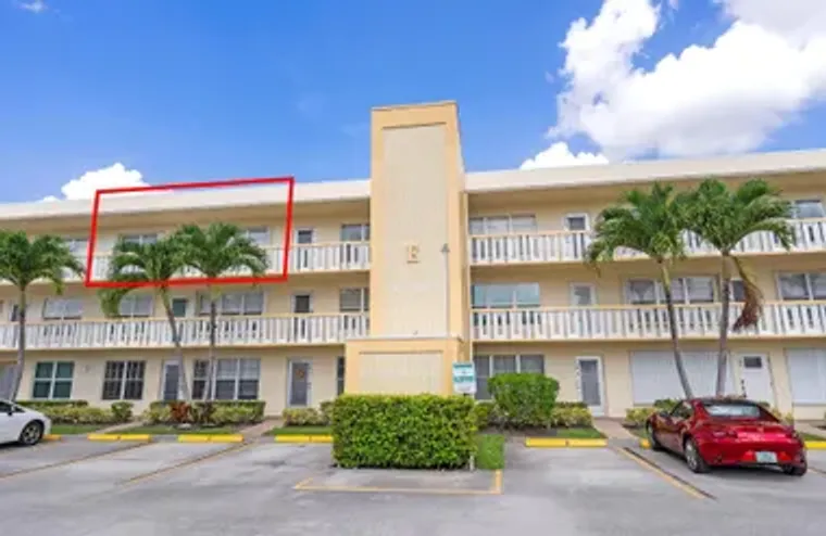 306 WELLINGTON E UNIT E, WEST PALM BEACH..., West Palm Beach, FL 33417
