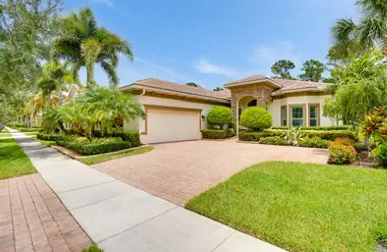 10227 SW VISCONTI WAY, PORT SAINT LUCIE,..., Port Saint Lucie, FL 34986