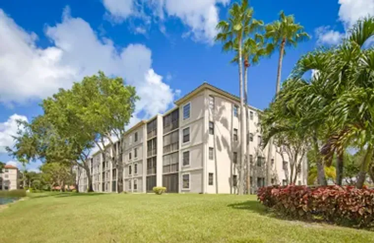 6037 POINTE REGAL CIR APT 301, DELRAY BE..., Delray Beach, FL 33484