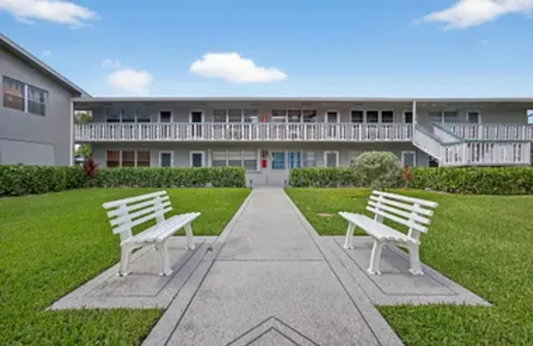 386 SHEFFIELD P, WEST PALM BEACH, FL, 33..., West Palm Beach, FL 33417