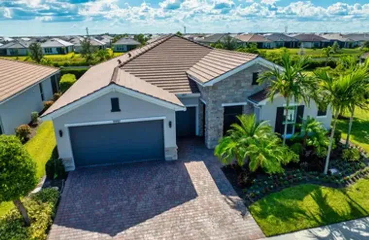 9997 SW CORAL TREE CIR, PORT SAINT LUCIE..., Port Saint Lucie, FL 34987