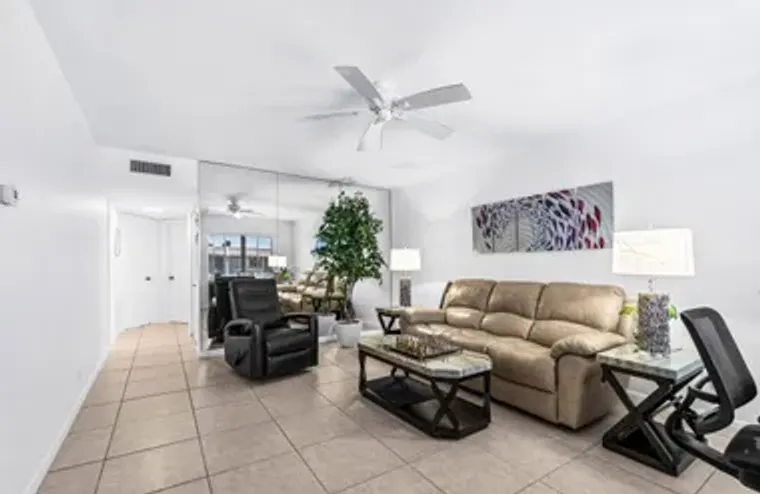 3240 LAKE OSBORNE DR 205, LAKE WORTH BEA..., Lake Worth Beach, FL 33461