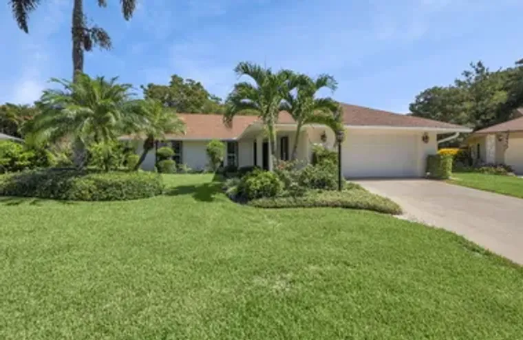 8165 SE CYPRESS POINT PL, HOBE SOUND, FL..., Hobe Sound, FL 33455