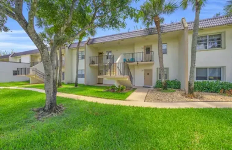 150 LAKE MERYL DR APT 247, WEST PALM BEA..., West Palm Beach, FL 33411