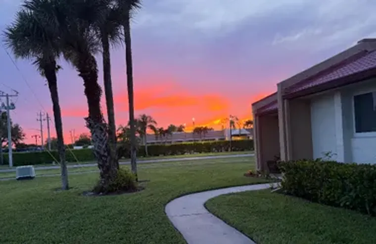 101 GOLDEN RIVER DR, ROYAL PALM BEACH, F..., Royal Palm Beach, FL 33411