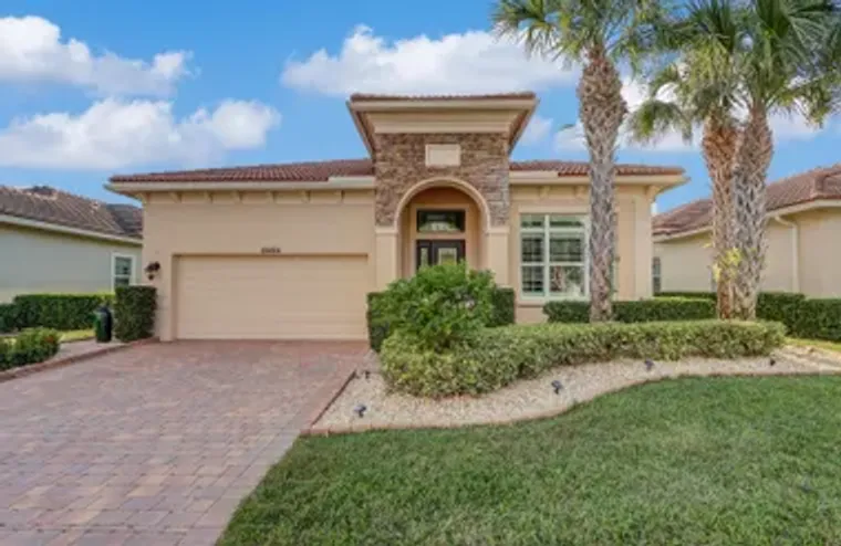 10464 SW VISCONTI WAY, PORT SAINT LUCIE,..., Port Saint Lucie, FL 34986