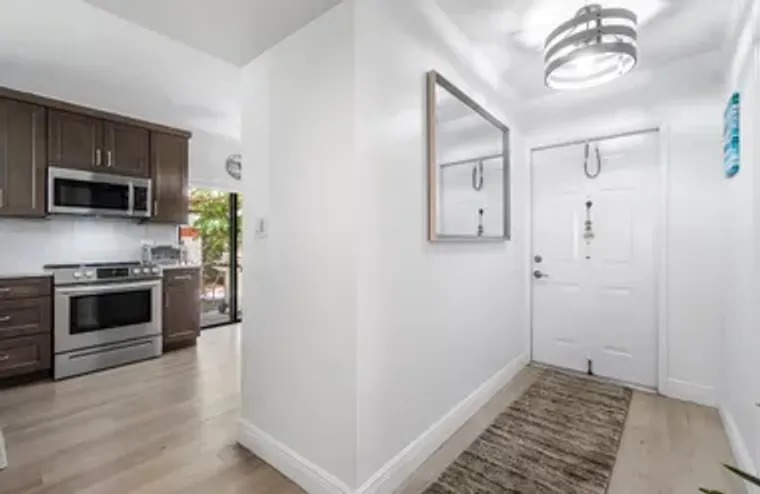 10851 PALM LAKE AVE APT 102, BOYNTON BEA..., Boynton Beach, FL 33437