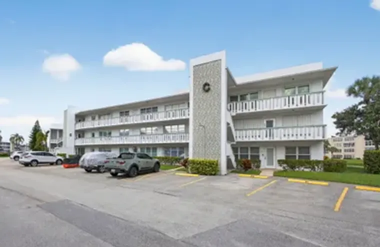 312 WELLINGTON C, WEST PALM BEACH, FL, 3..., West Palm Beach, FL 33417