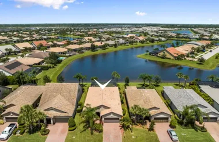 336 SE COURANCES DR, PORT SAINT LUCIE, F..., Port Saint Lucie, FL 34984